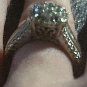 I am selling my wedding ring that I’ve worn for five years